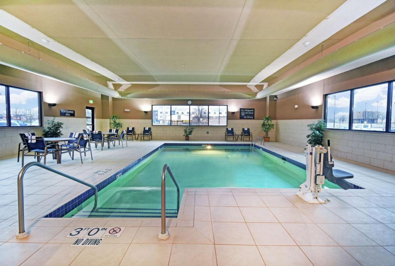 Hampton Inn Beloit Exteriör bild
